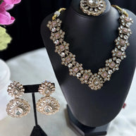 Noor Pastel Kundan Statement Necklace Set Mint & Pink