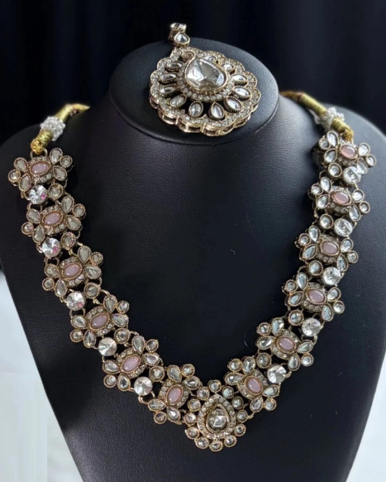Noor Pastel Kundan Statement Necklace Set Mint & Pink