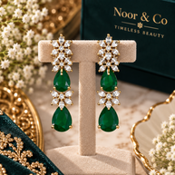 Emerald Green Crystal Necklace & Earrings Set – Elegant Floral Statement Jewelry