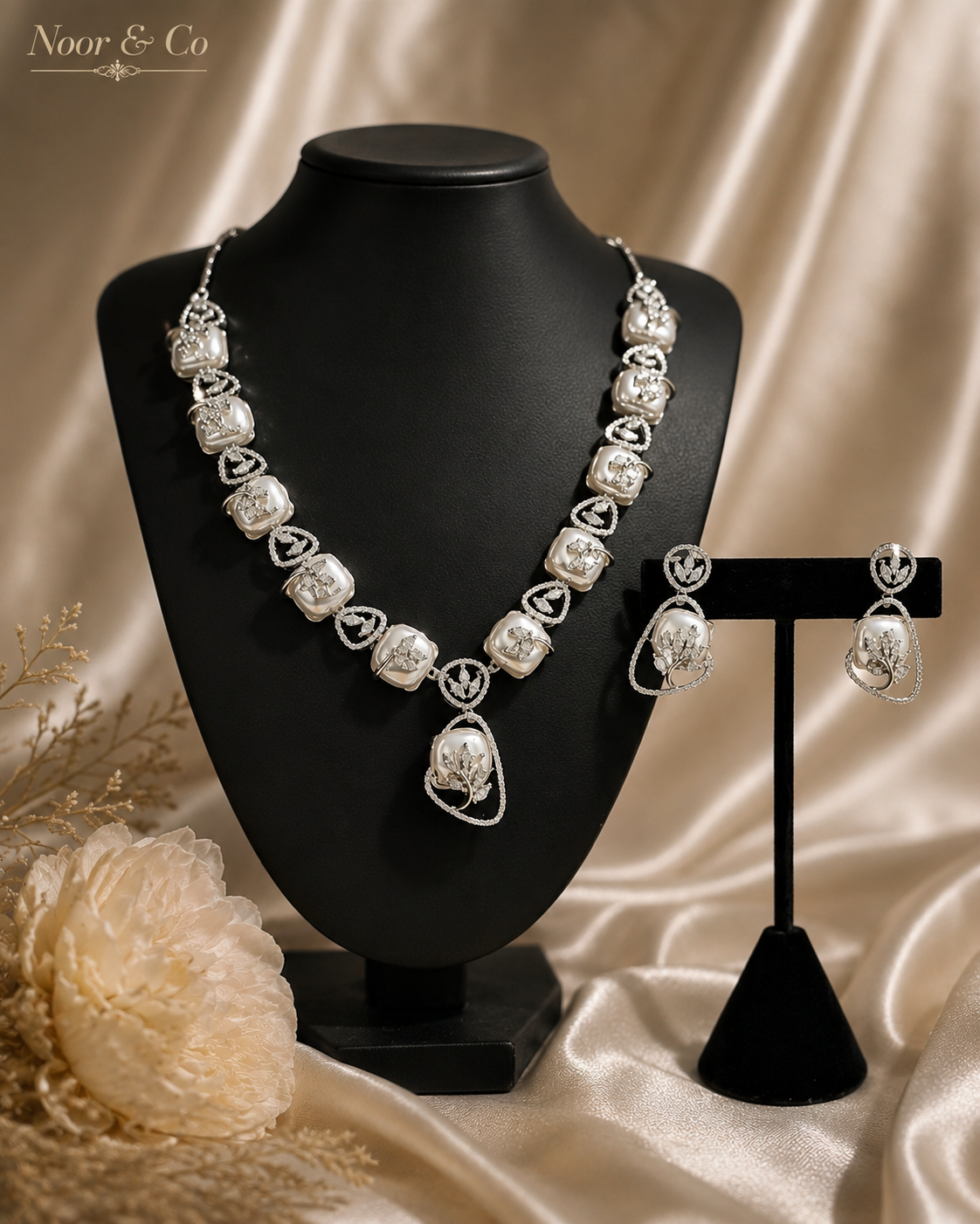 leste Pearl & American Diamond Necklace Set