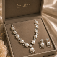 leste Pearl & American Diamond Necklace Set
