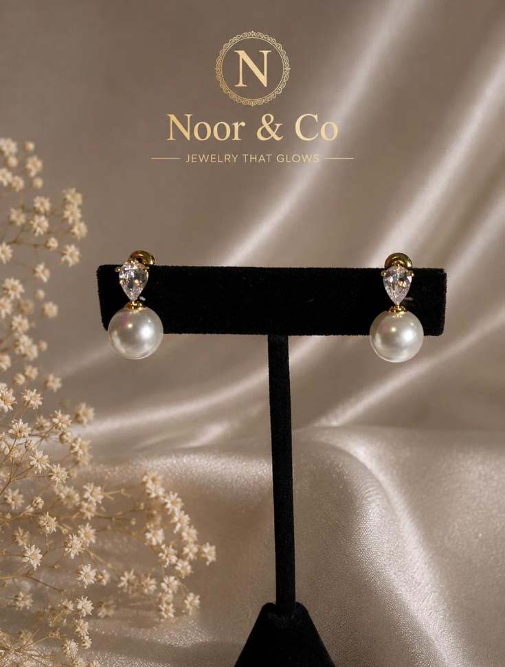 18K Gold Plated Luminous Pearl Teardrop Earrings