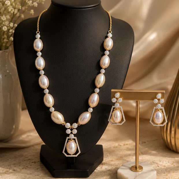 Elegant Pearl & Crystal Statement Jewelry Set | Gold Tone Necklace and Earrings