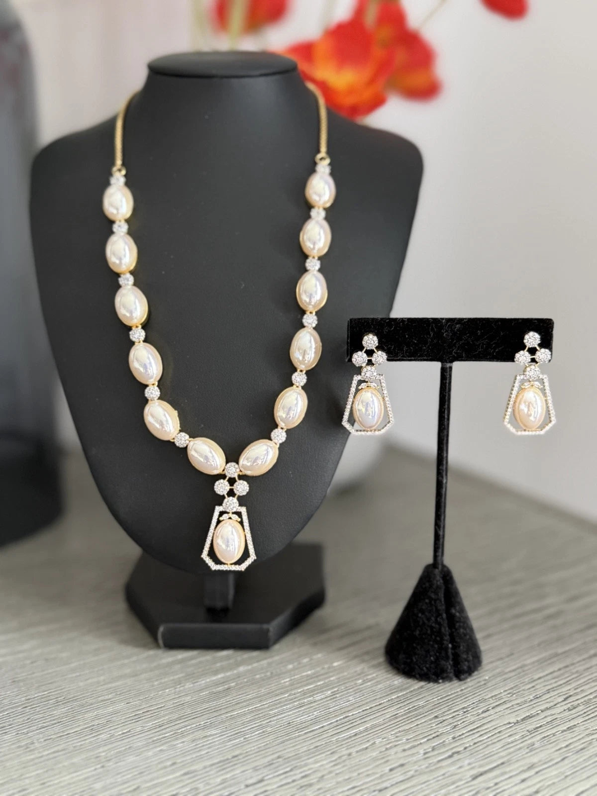 Elegant Pearl & Crystal Statement Jewelry Set | Gold Tone Necklace and Earrings