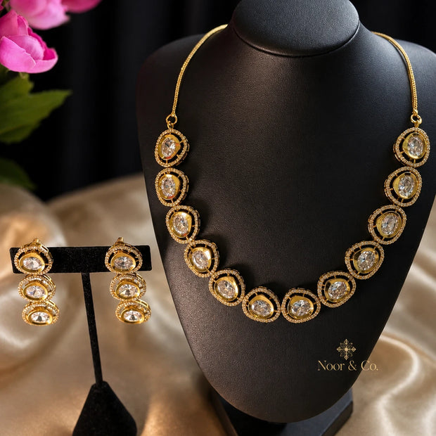 Zareen Oval Kundan Necklace & Earring Set