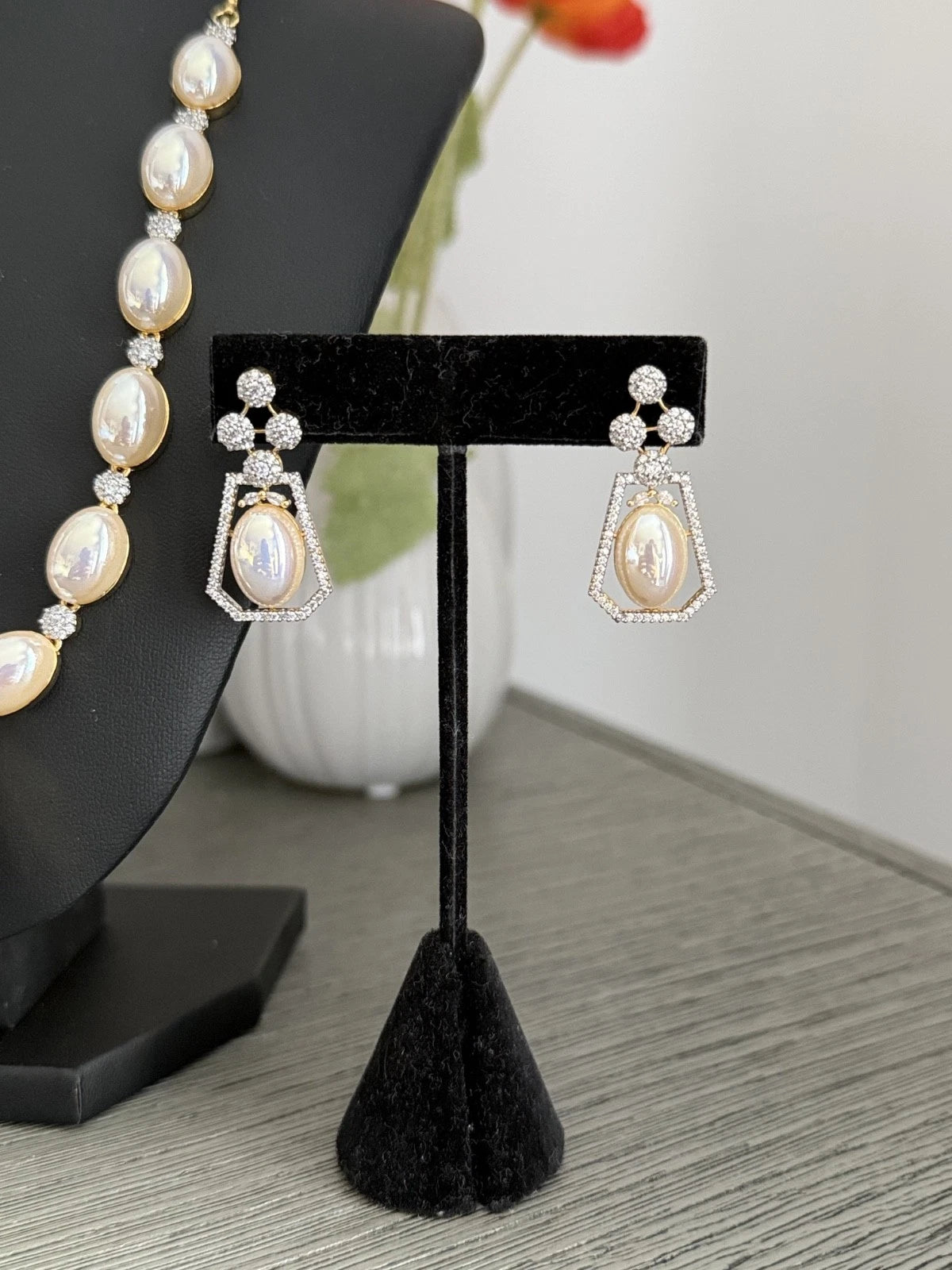 Elegant Pearl & Crystal Statement Jewelry Set | Gold Tone Necklace and Earrings