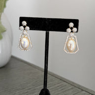 Elegant Pearl & Crystal Statement Jewelry Set | Gold Tone Necklace and Earrings