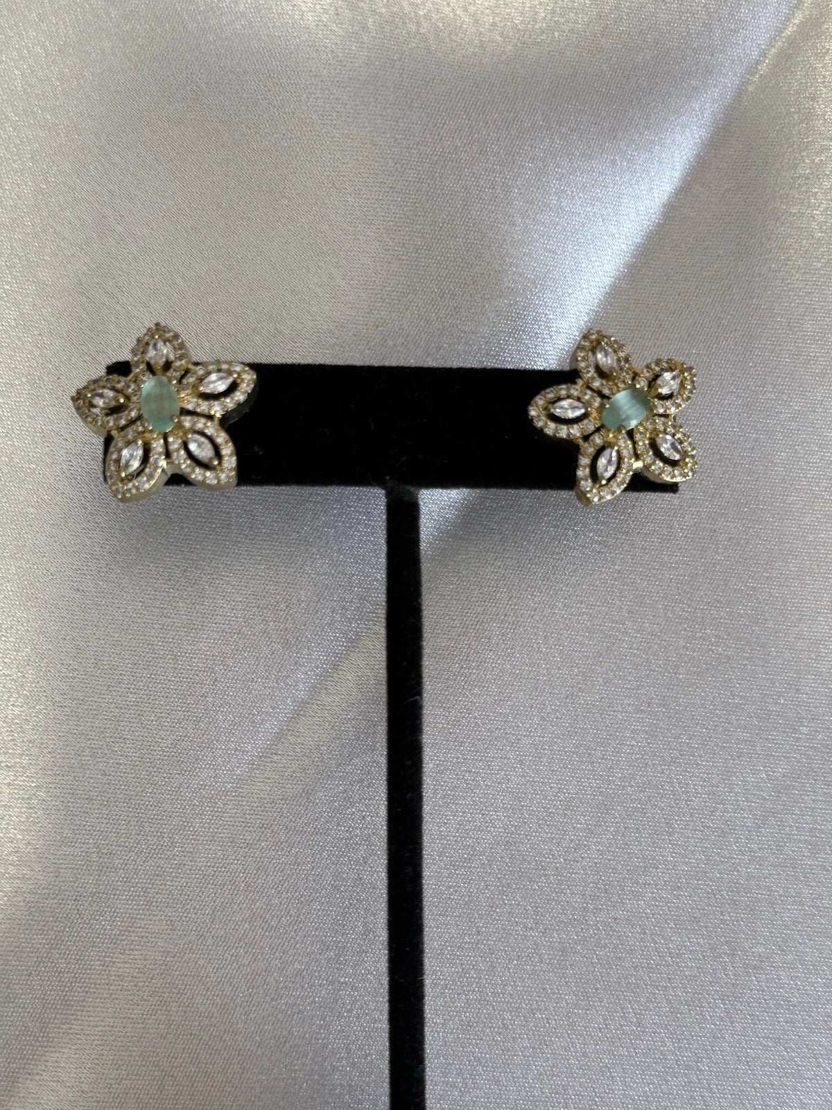 Mint Green CZ Flower Stud Earrings Gold Tone Party Jewelry
