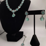 Elegant Mint Green & Silver Jewelry Set