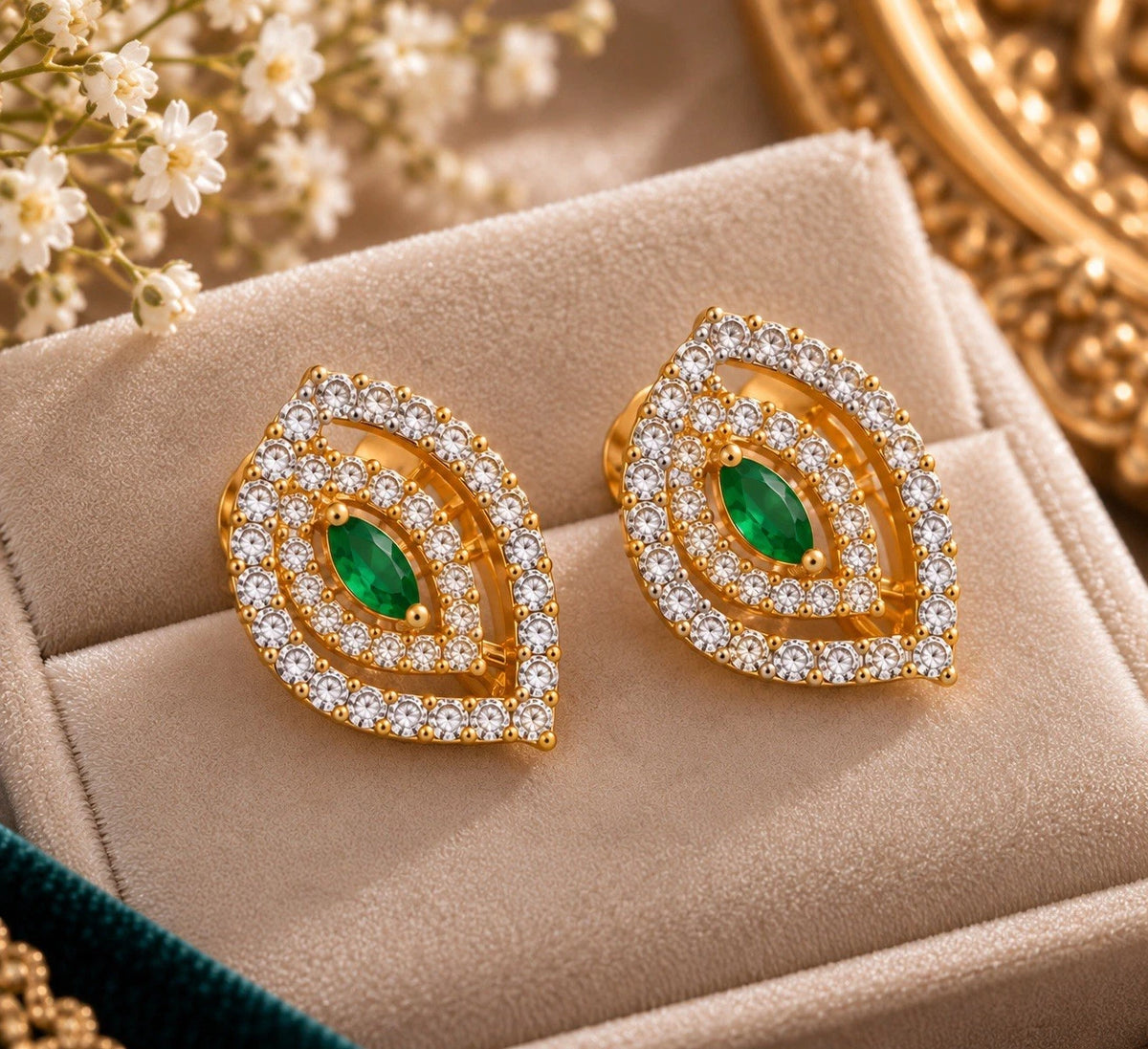 Elegant Emerald Green Pendant Set with Earrings & Chain