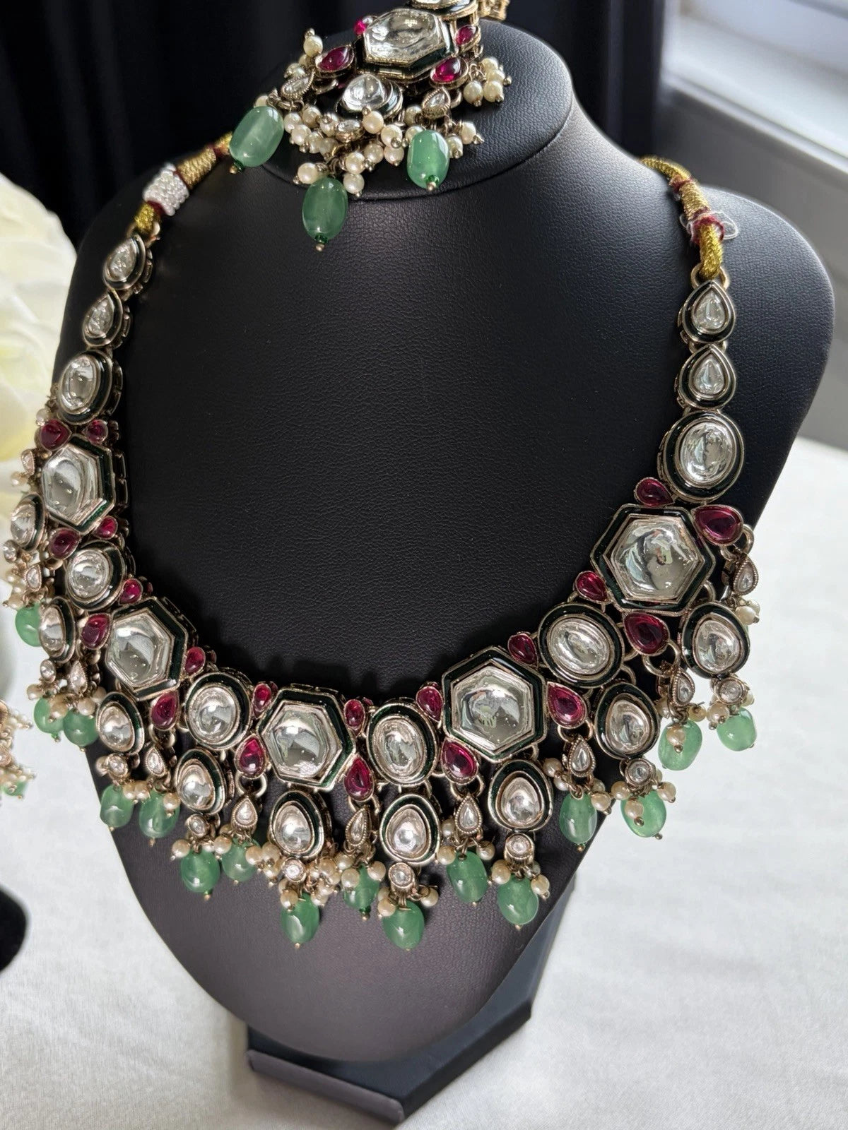 Emerald Heirloom Kundan Bridal Set