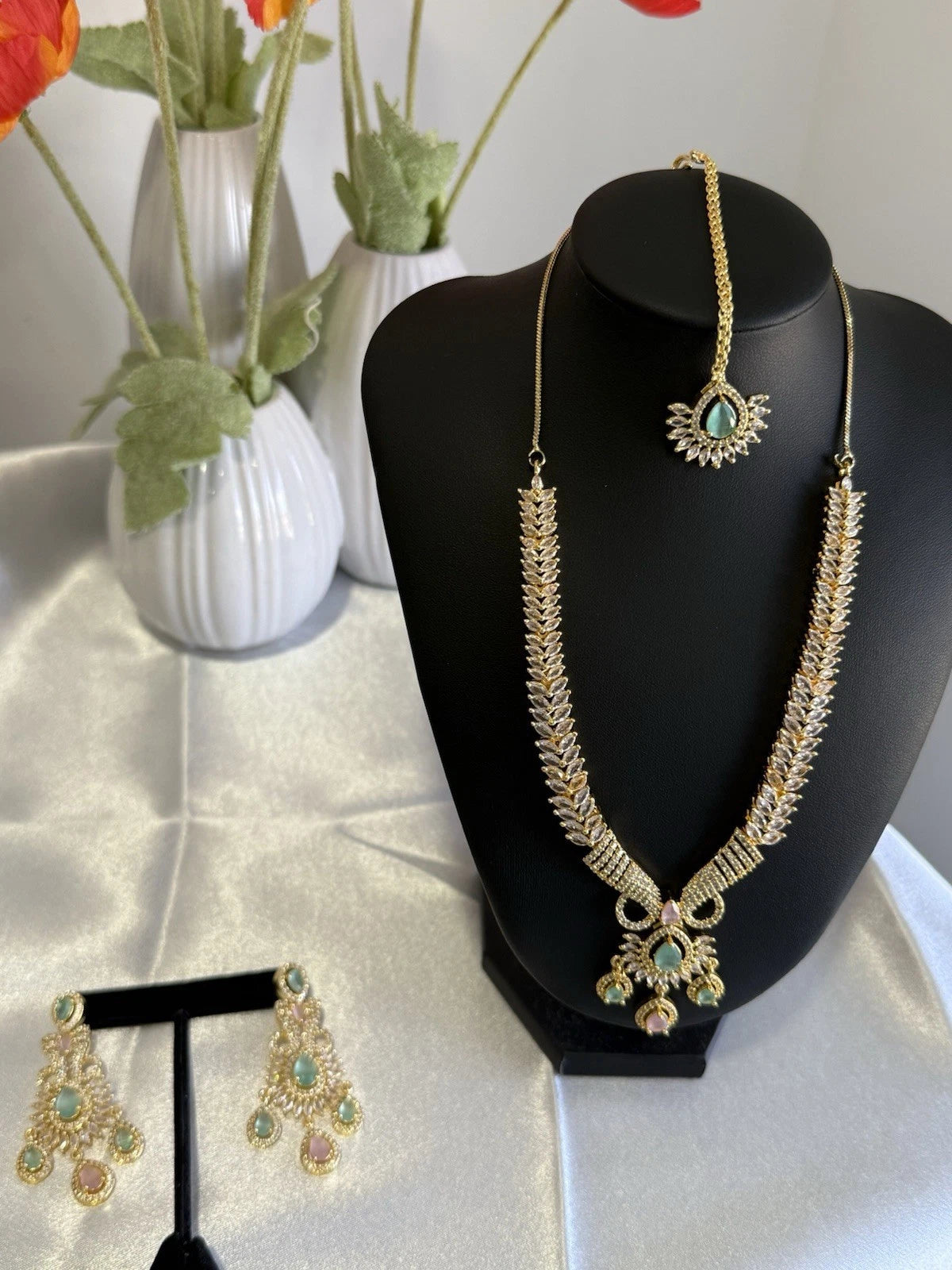 Gold Tone Mint Pink CZ Necklace Earrings Tikka Pakistani Jewelry Set