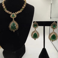 Emerald Green Teardrop Necklace Set with Matching Earrings & Tikka