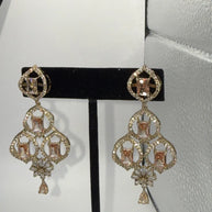 Elegant Champagne Gold Jewelry Set with Matching Earrings & Tikka