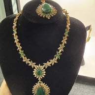 Emerald Green Teardrop Necklace Set with Matching Earrings & Tikka