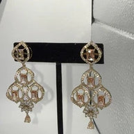Elegant Champagne Gold Jewelry Set with Matching Earrings & Tikka