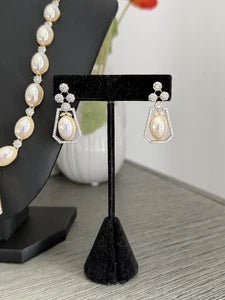 Elegant Pearl & Crystal Statement Jewelry Set | Gold Tone Necklace and Earrings