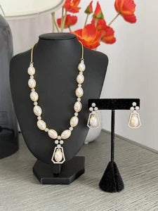 Elegant Pearl & Crystal Statement Jewelry Set | Gold Tone Necklace and Earrings