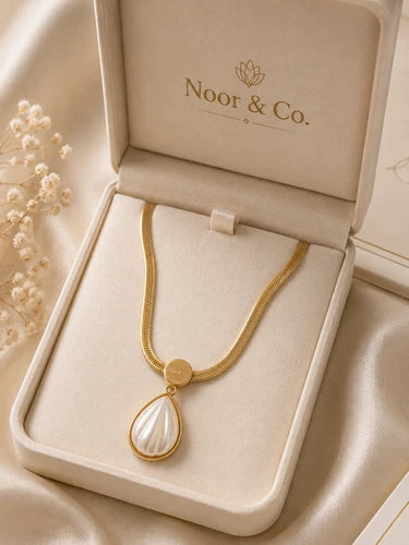 Gold Tone Teardrop Pendant Necklace Iridescent Pearl Look Statement Jewelry