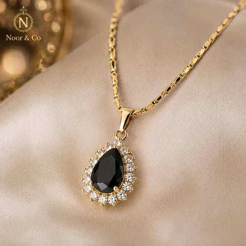 Midnight Elegance Black Teardrop Necklace & Earrings Set