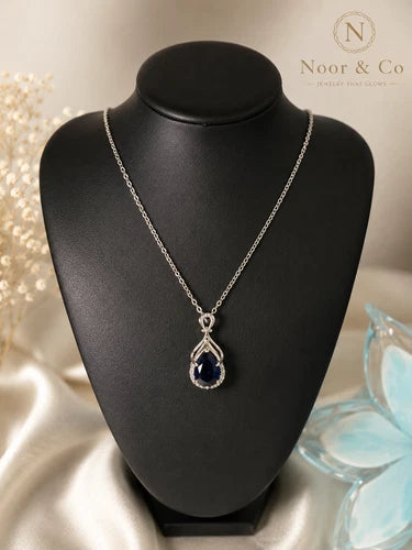 Midnight Blue Teardrop Pendant Necklace – Silver Tone