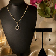 Midnight Elegance Black Teardrop Necklace & Earrings Set