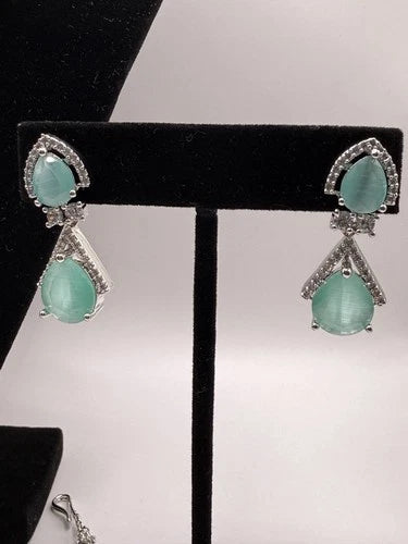Elegant Mint Green & Silver Jewelry Set