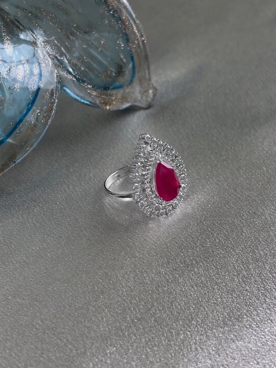 Rose Royale Teardrop Halo Ring